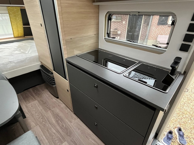 Fendt Apero 495 Skm Stapelbed, Mover, Nieuwstaat!! foto: 9