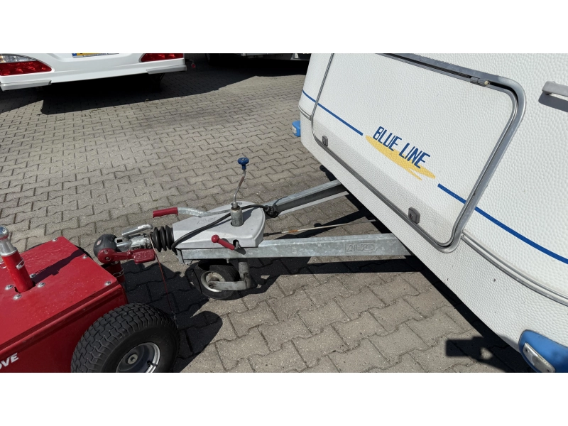 Knaus Blue Line 450 TF frans bed rondzit toilet  foto: 15