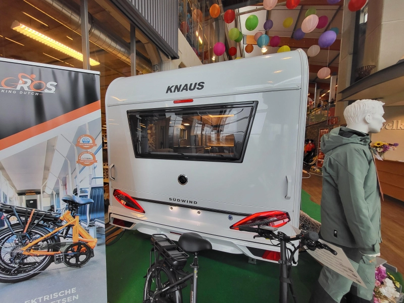 Knaus Sudwind 60 Years 450 FU super compleet af fabriek  foto: 5