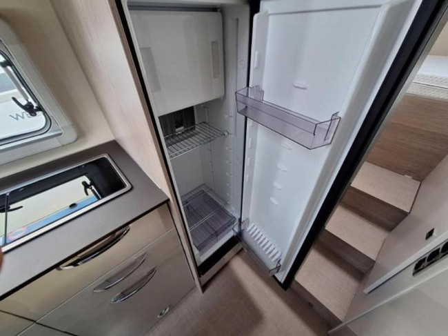Bürstner Nexxo Van T 690 G LENGTE BEDDEN + BEARLOCK foto: 13