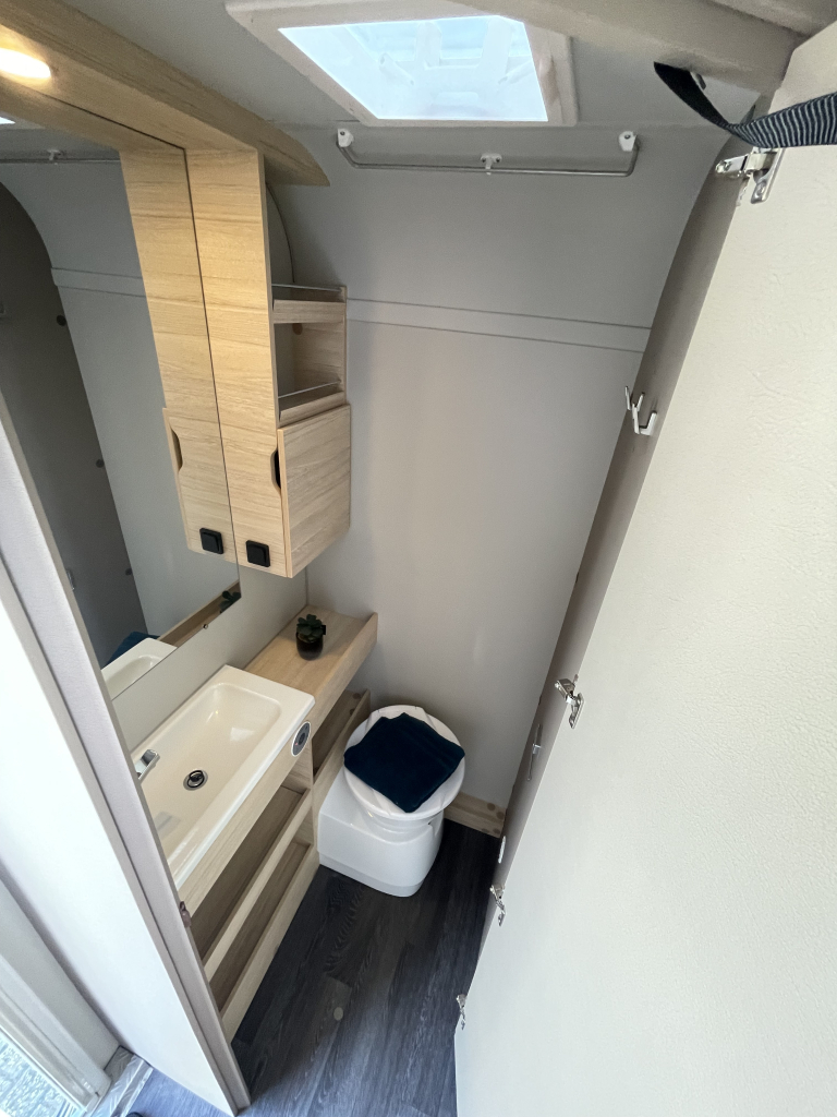 Weinsberg CaraCito DWARSBED+TREINZIT 1e EIGENAAR MOVER  foto: 15
