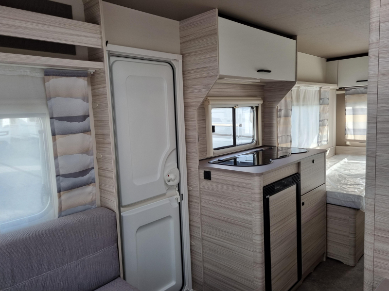 Dethleffs C'Joy 460 LE Active - Enkele bedden!  foto: 6