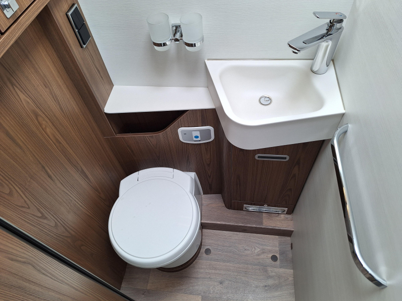 Hymer BML-I 780 GEEN HEFBED+LUCHTVERING!  foto: 12
