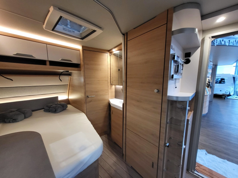 Knaus Sudwind 60 Years 450 FU super compleet af fabriek  foto: 13
