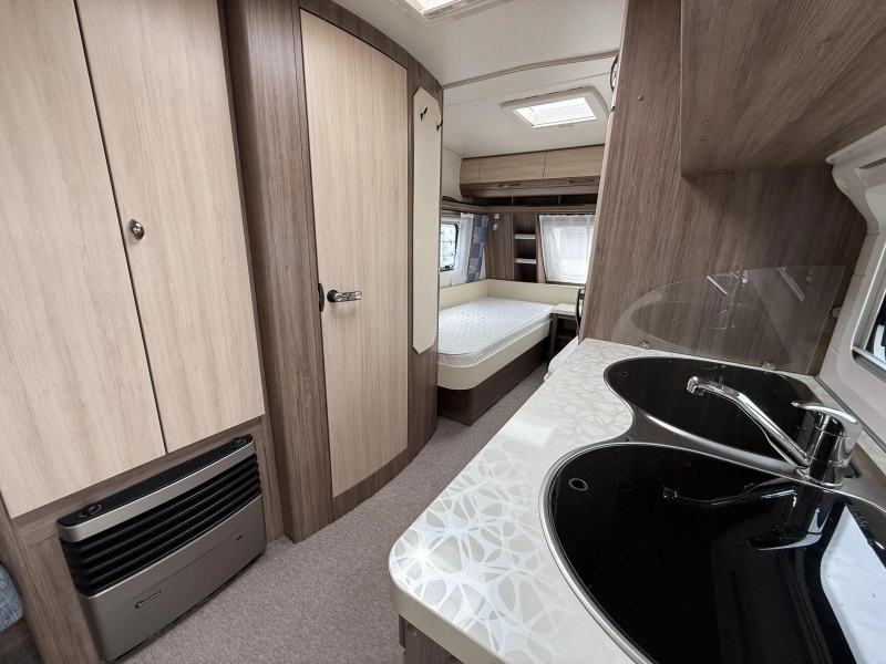 Hobby De luxe Easy 495 UL Enkele bedden, Mover bj14  foto: 5