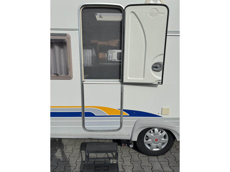 Bürstner Ventana 460 TS - Mover - Voortent  foto: 16