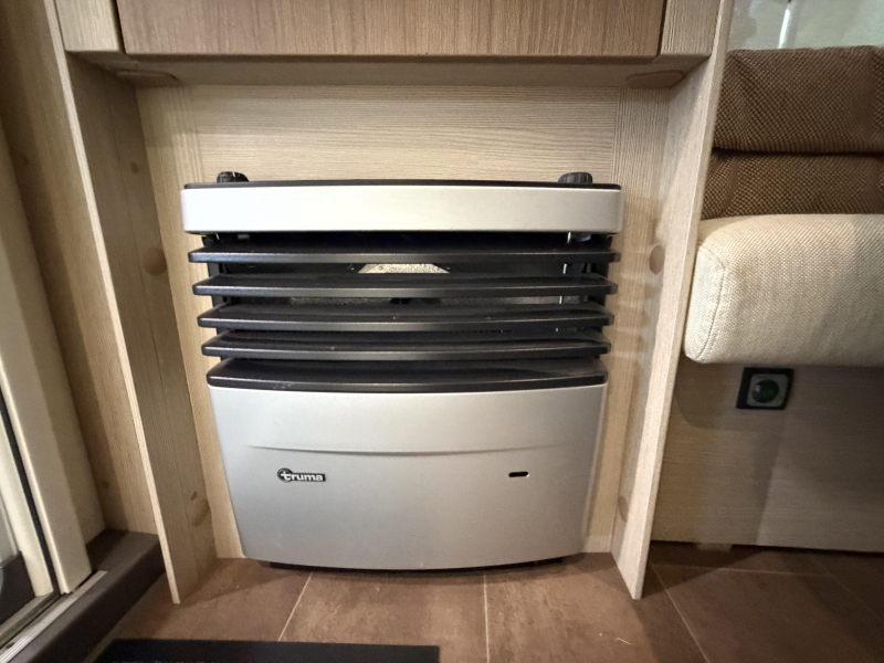 Bürstner Averso 450 TS mover - luifel - voortent  foto: 15