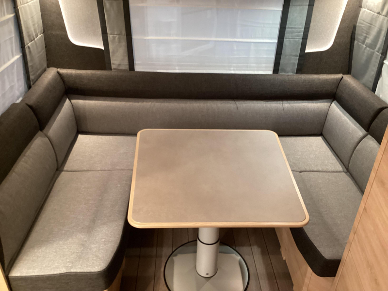Knaus Sudwind Black Selection 500 EU model 2027  foto: 2