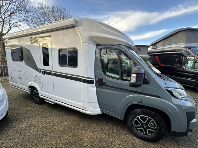 Knaus L!ve Wave 650 MF AUTOMAAT + HEFBED