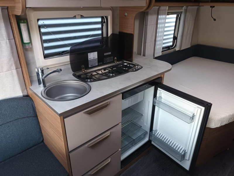 Knaus Sport 450 FU  foto: 4