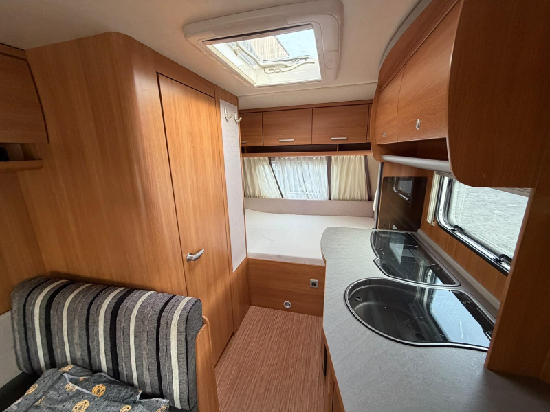 Knaus Sport Special 420 QD Mover/ Luifel/ Voortent  foto: 10