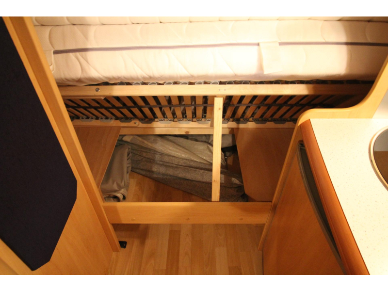 Hobby De luxe Easy 450 UB Mover, Voortent + luifel,  foto: 15