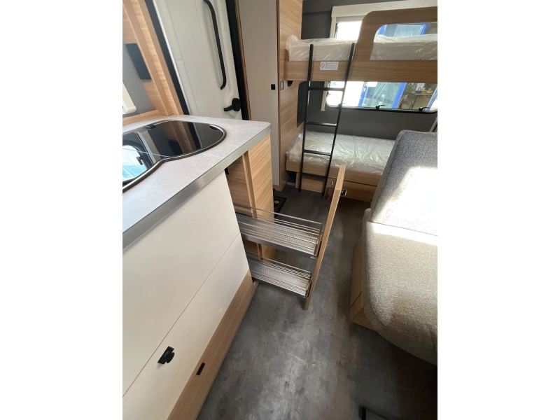 Dethleffs Summer Edition 560 FMK PRIMEUR-STAPELBED  foto: 15