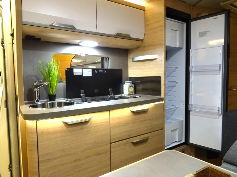 Knaus Sudwind Black Selection 500 QDK 50j witoma actiepakket  foto: 9