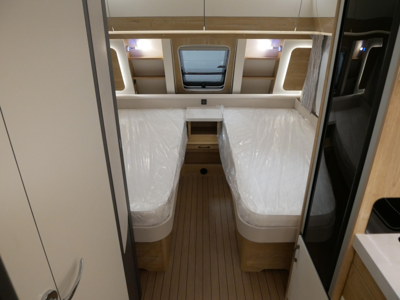 Hobby Excellent Edition 495 UL NU BIJ VAN EIJK CARAVANS!  foto: 11
