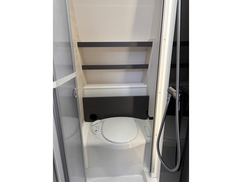 Caravelair Artica 520 Fransbed + Mover  foto: 19