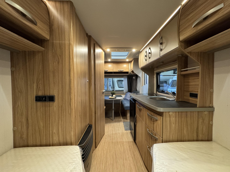 Eriba Nova Light 442 
