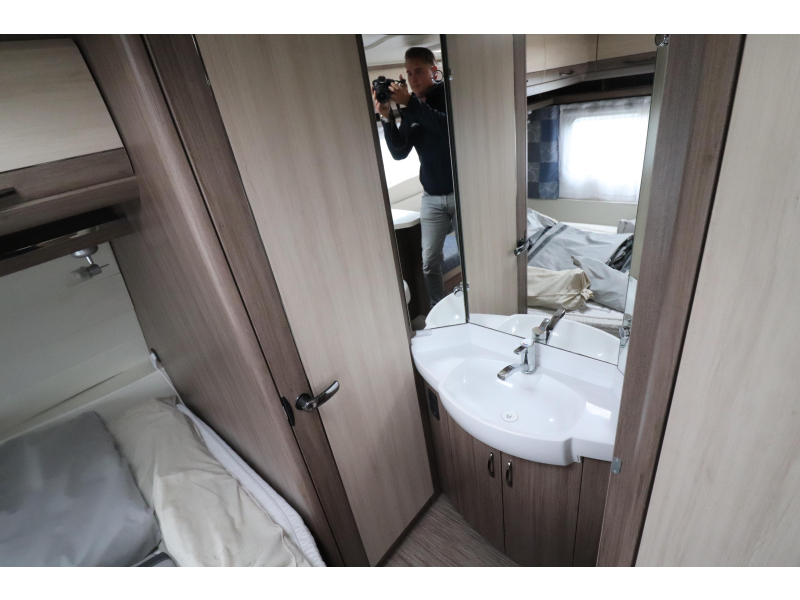 Hobby De Luxe 560 KMFE Stapelbed Mover Tent  foto: 14