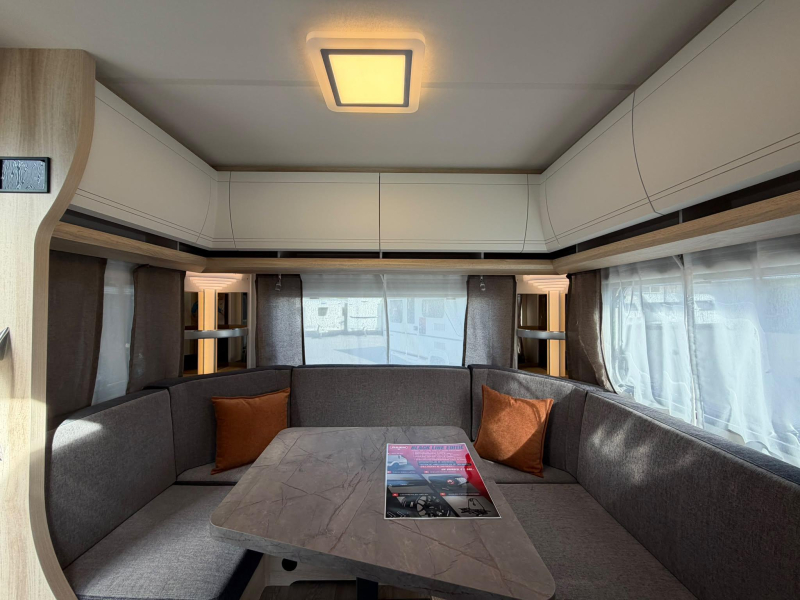 Hobby De Luxe 495 UL BLACK-LINE EDITIE  foto: 15