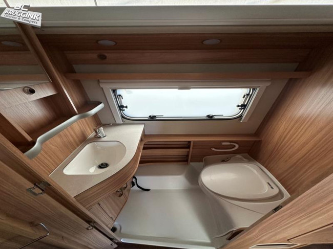 Eriba Touring Triton 430 SILVER EDITION foto: 6
