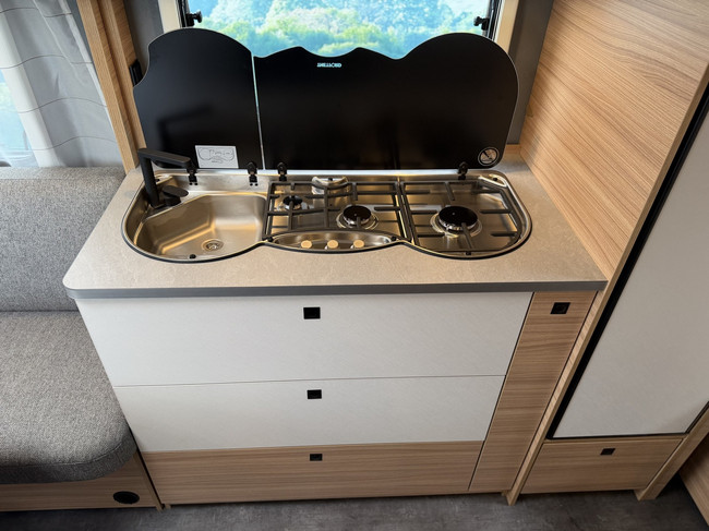 Dethleffs 470 FR Summer Edition foto: 12