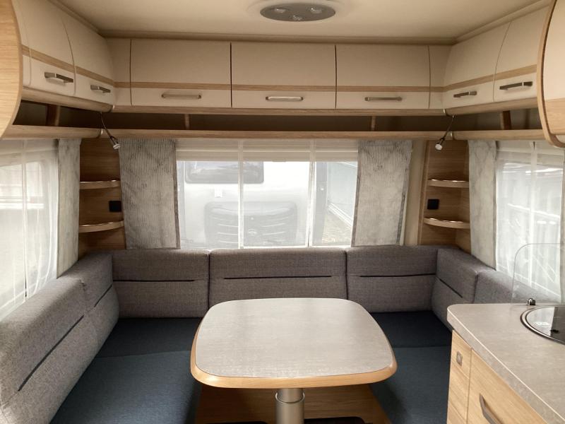 Fendt Bianco Selection 465 SFB mover/ omnistor luifel 