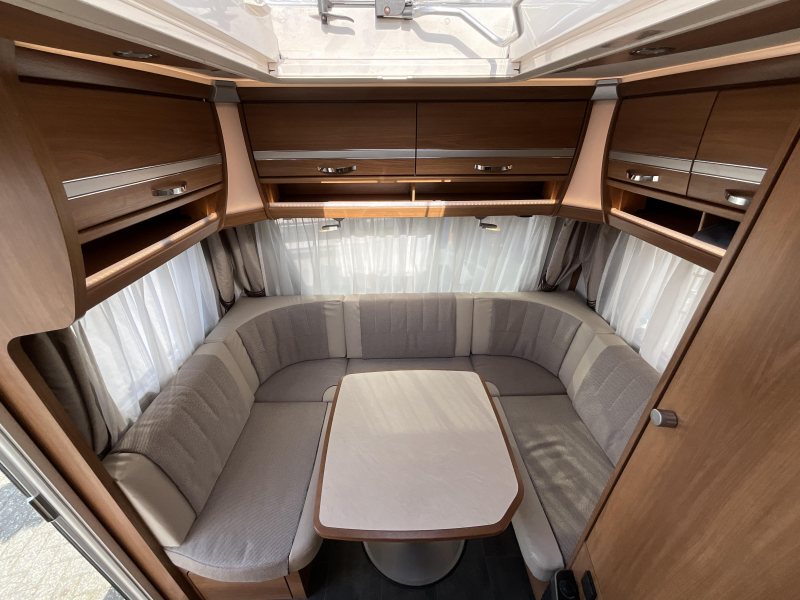 Dethleffs Nomad 470 ER ENKELE BEDDEN-NETJES 