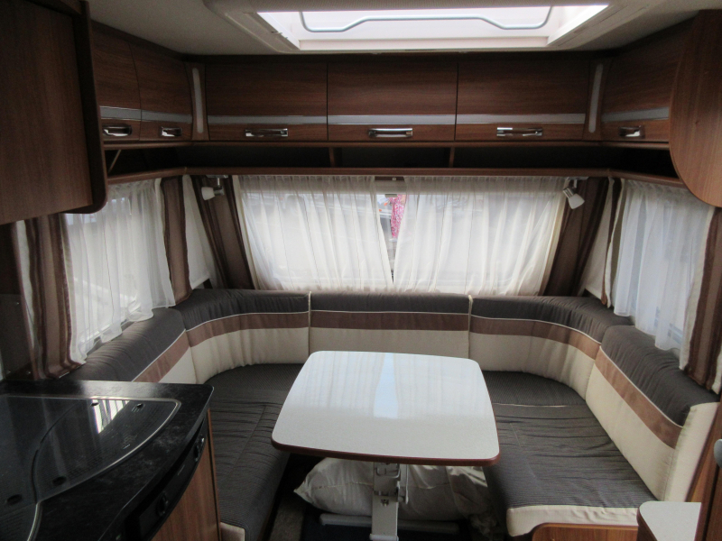 Dethleffs Nomad 450 DB MET DOREMA PANORAMALUIFEL  foto: 5