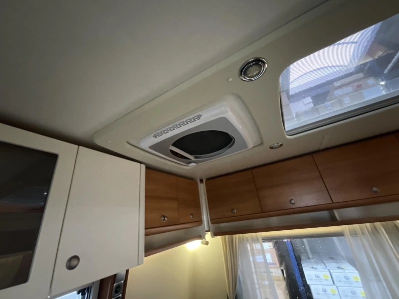 Kip Isa White 41 TDB VOORTENT-MOVER-LUIFEL  foto: 9