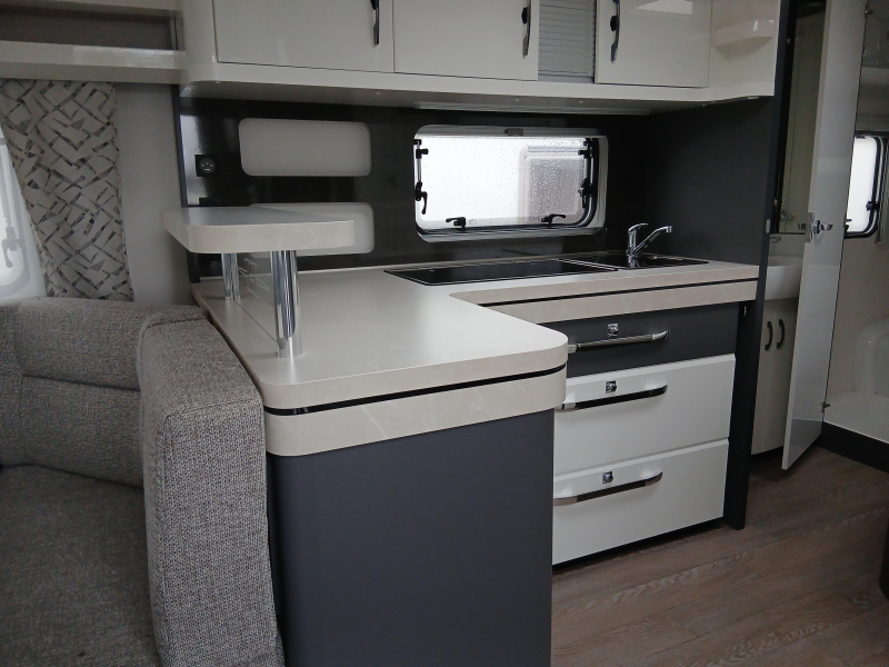 Hobby Excellent 560 CFE 