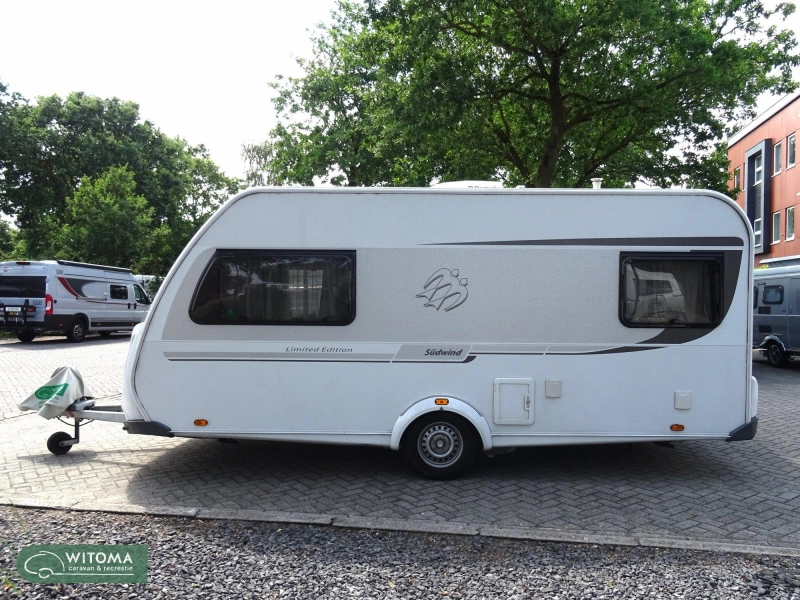 Knaus Sudwind Limited Edition 460 EU mover-Thule omnistor luif  foto: 19