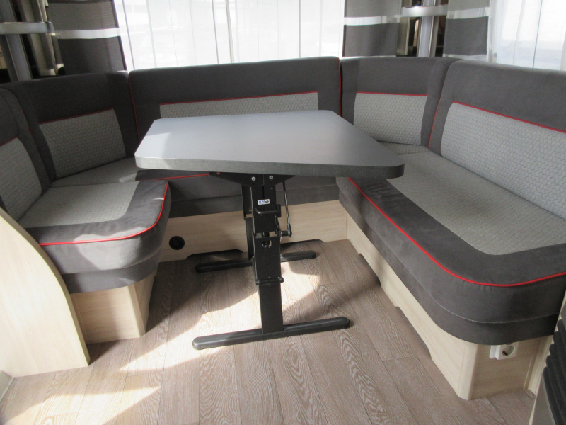 Hobby De Luxe 495 UL MET VASTE LUIFEL EN MOVER  foto: 16