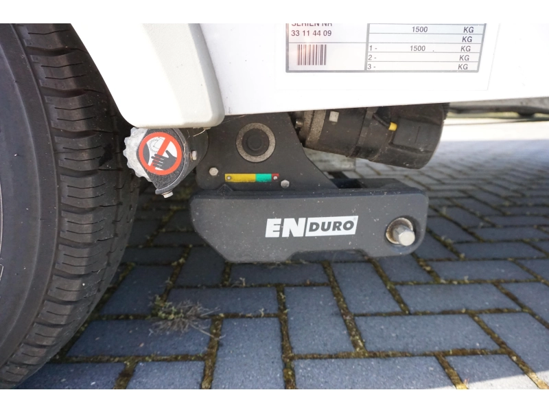 Eriba Sporting Jive 465 Frans bed - mover -luifel  foto: 11