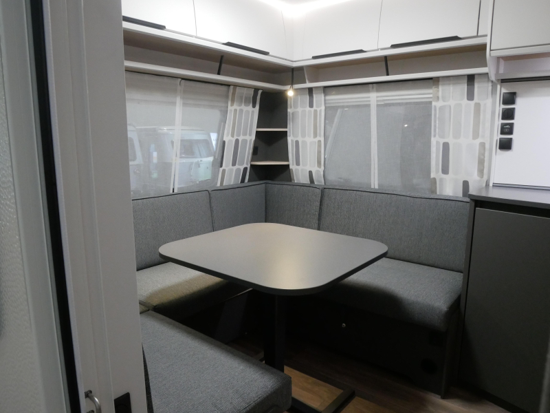 Fendt Apero 495 SFB GRATIS MOVER 