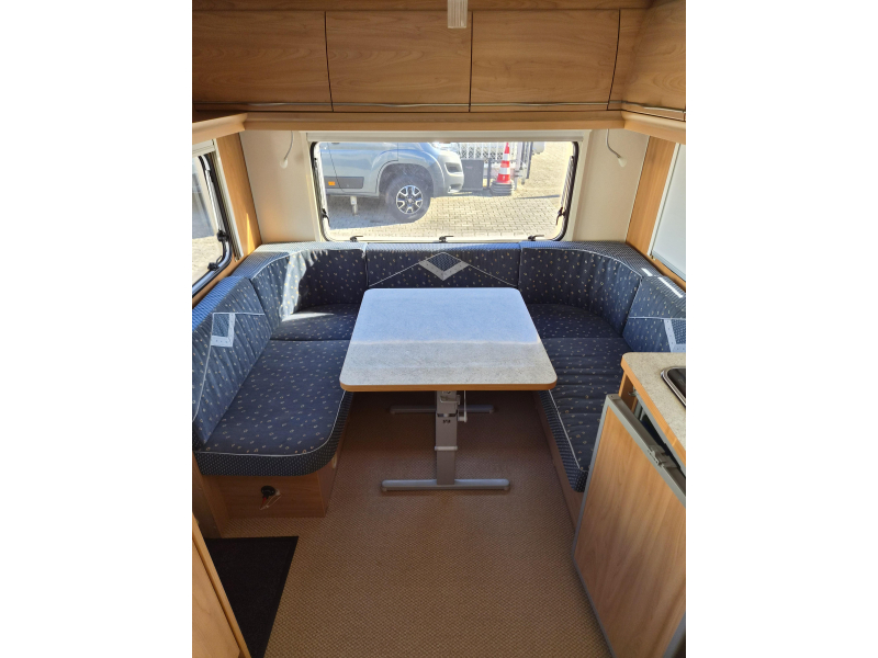 Bürstner Ventana 460 TS Mover-Luifel met voorwand  foto: 4