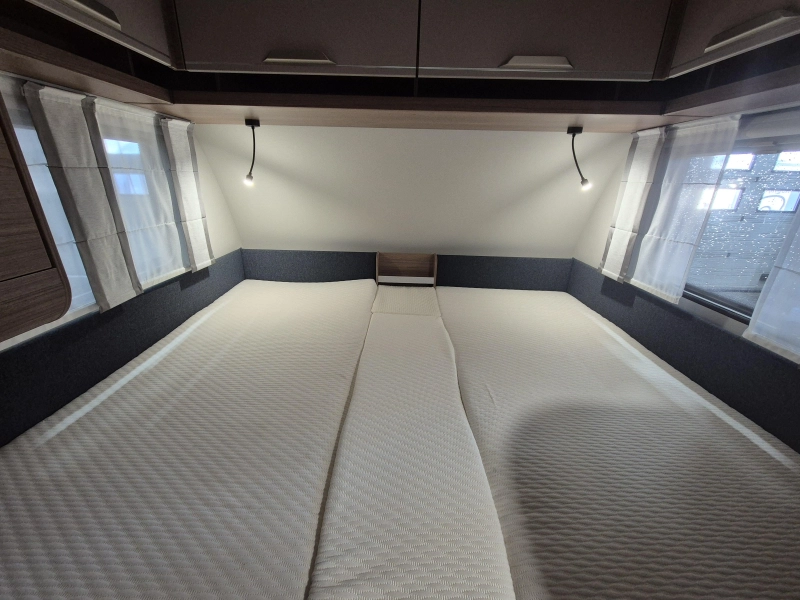 Knaus Sport 460 EU enkele bedden!  foto: 15