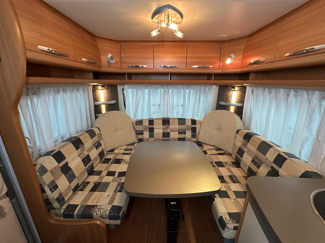 Hobby De Luxe 460 UFe foto: 5