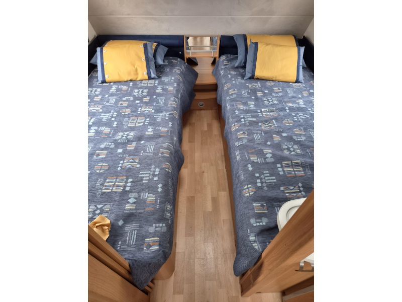 Knaus Azur 500 EU Enkele bedden - Mover  foto: 11