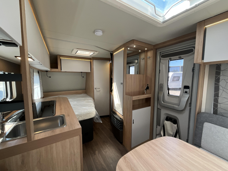 Knaus Sport 450 FU FRANSBED-MOVER-NIEUW  foto: 8
