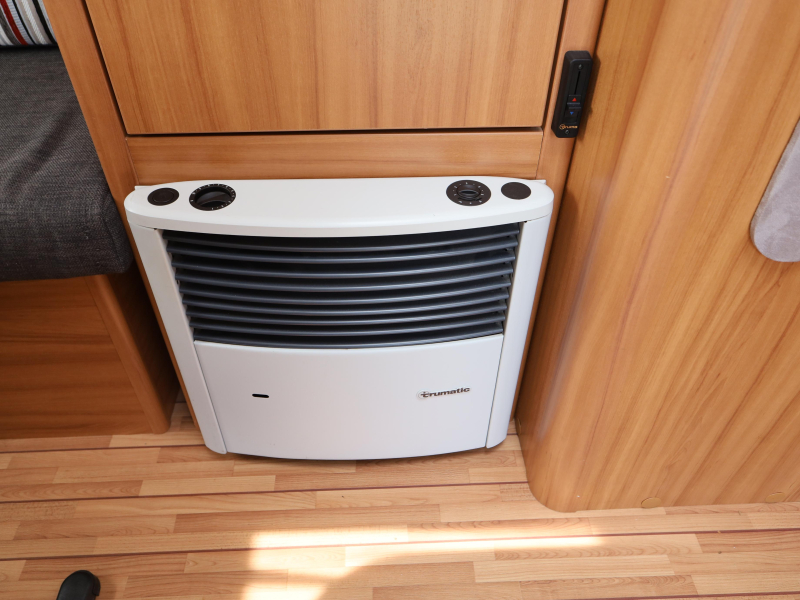 Weinsberg CaraOne 480 UE mover | voortent | luifel  foto: 14