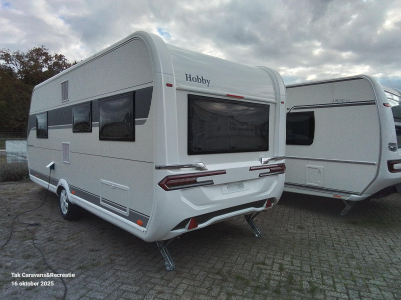Hobby Excellent Edition 540 UFF met queensbed  foto: 12