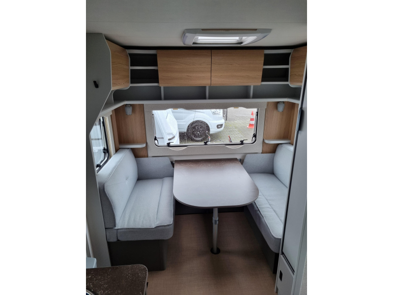 Bürstner B66 490 TL - Enkele bedden -  foto: 4