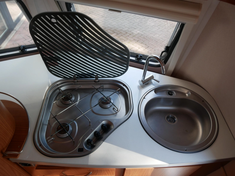 Eriba Touring Triton 420 Mover, fietsendrager  foto: 17