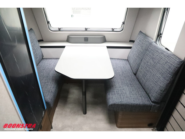 Eriba Novaline 442 Luifel Vloerverwarming LMV Lengtebed Treinzit foto: 9