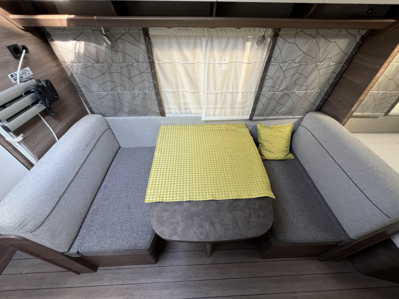 Knaus Sport Silver Selection 540 FDK stapelbed , 5 persoons 