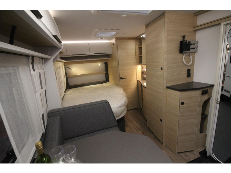 Fendt Apero Activ 390 FH Frans bed & eindkeuken!  foto: 14