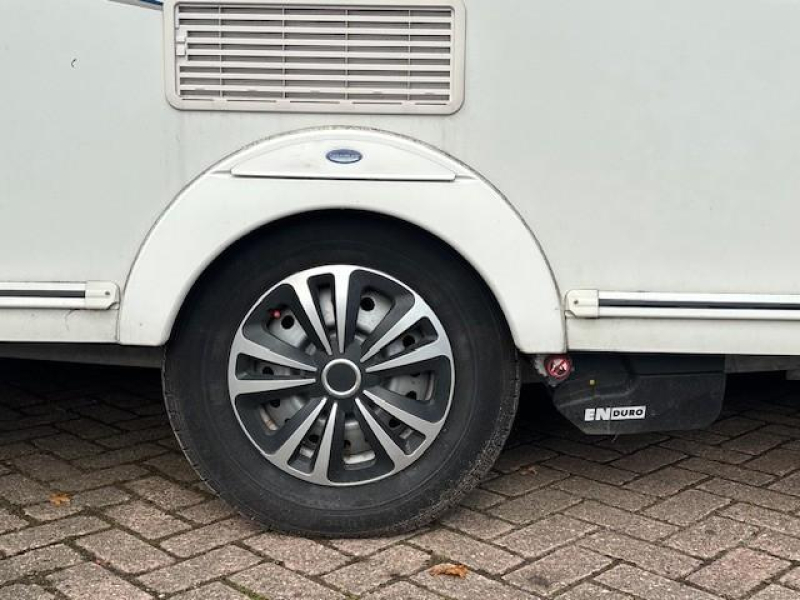 Caravelair Antares Style 470 mover, luifel, fietsenrek  foto: 3