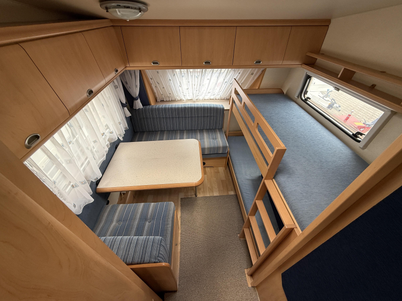 Hobby De luxe Easy 540 UK kinderkamer rondzit  foto: 12