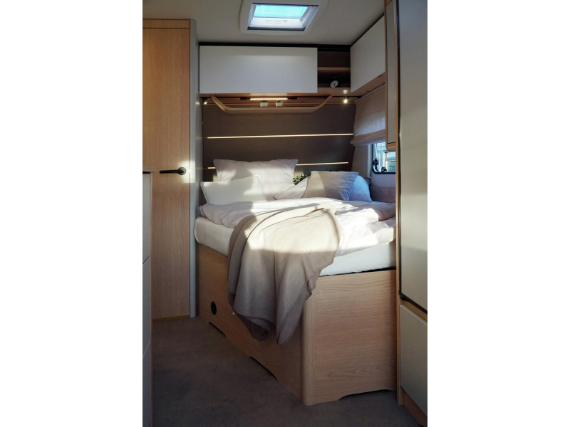 LMC Style 440 D model 2027, fransbed  foto: 15