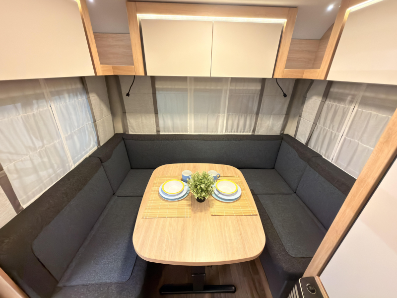 Knaus Sport 500 EU 1800 + Enkele Bedden  foto: 3